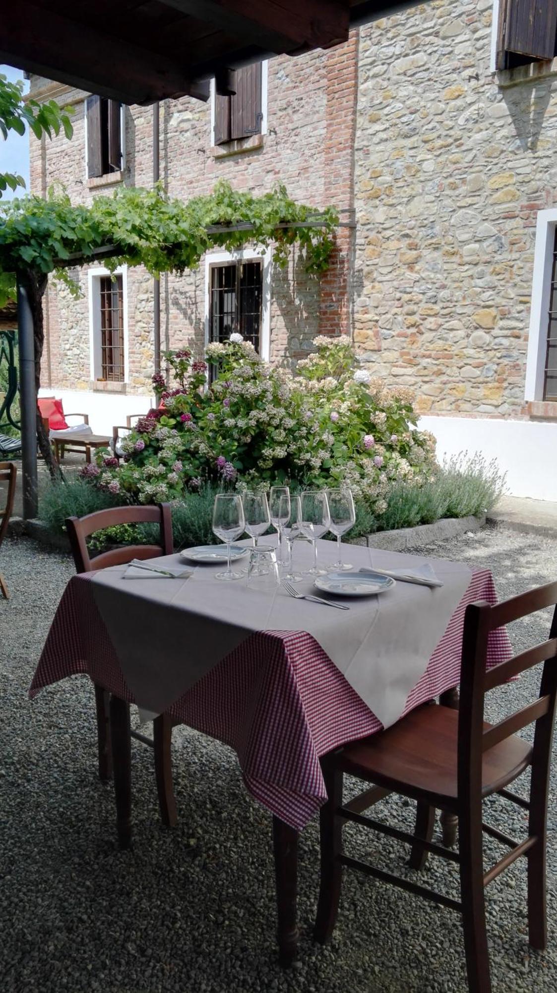 Agriturismo Casa Garello Salice Terme Exterior foto